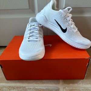 Nike Free Women’s Sneakers. Size 7.5 Brand New